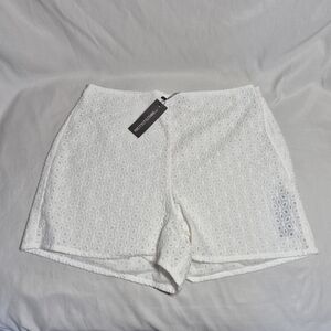 Pretty Little Thing‎ Shorts White Broderie Anglais High Waist Eyelet Women 0 New